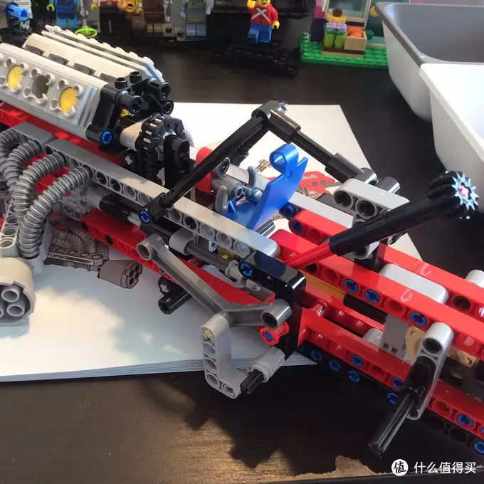 16年新品抢先评2.：LEGO Technic 42045 直线加速赛车