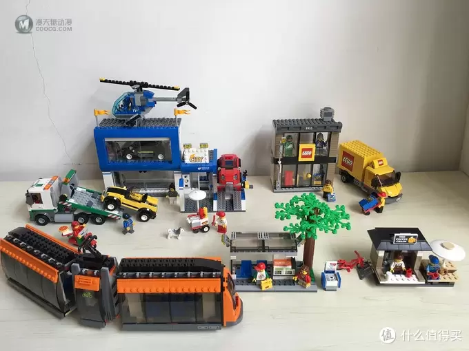 ＃本站首晒＃“大朋友”的玩具：LEGO 乐高 CITY城市系列 60097 城市广场