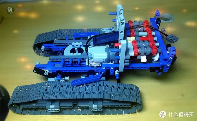 乐高科技系列 篇四：次旗舰也疯狂——履带式起重机 LEGO Technic 42042