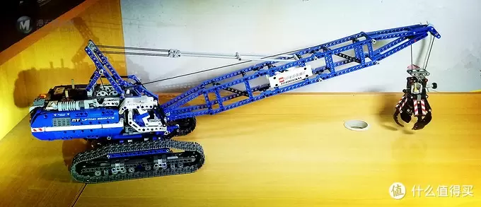 乐高科技系列 篇四：次旗舰也疯狂——履带式起重机 LEGO Technic 42042