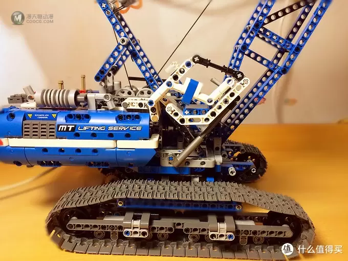 乐高科技系列 篇四：次旗舰也疯狂——履带式起重机 LEGO Technic 42042