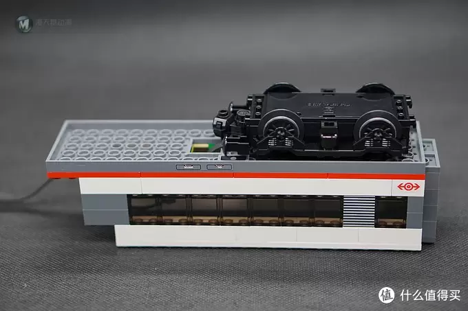 #本站首晒# My dream train~Lego 乐高 高速客运列车 L60051 （内附行驶视频）