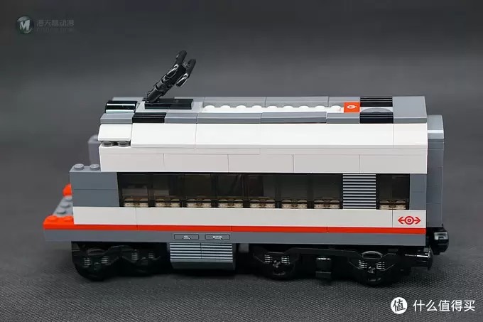 #本站首晒# My dream train~Lego 乐高 高速客运列车 L60051 （内附行驶视频）