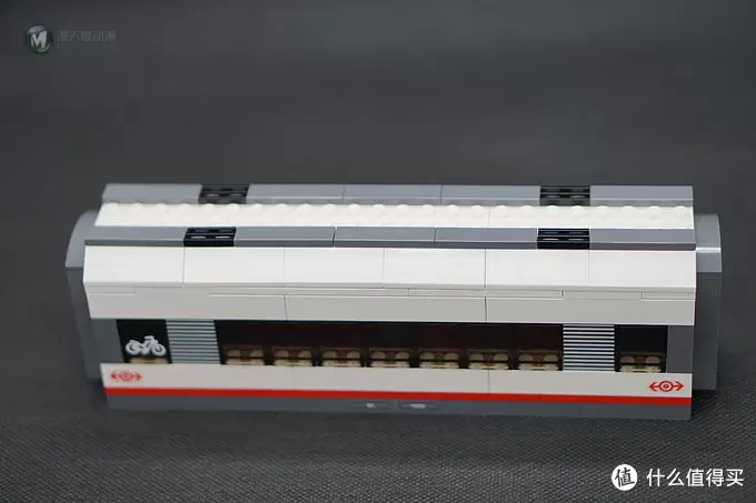 #本站首晒# My dream train~Lego 乐高 高速客运列车 L60051 （内附行驶视频）