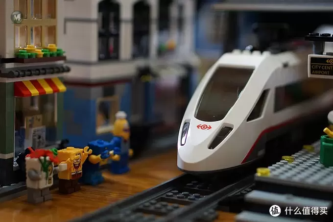 #本站首晒# My dream train~Lego 乐高 高速客运列车 L60051 （内附行驶视频）