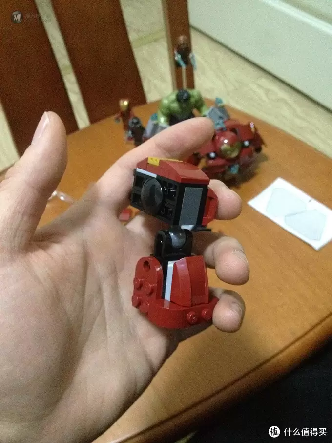 伪乐高迷的反浩克装甲：LEGO Super Heroes The Hulk Buster Smash 76031