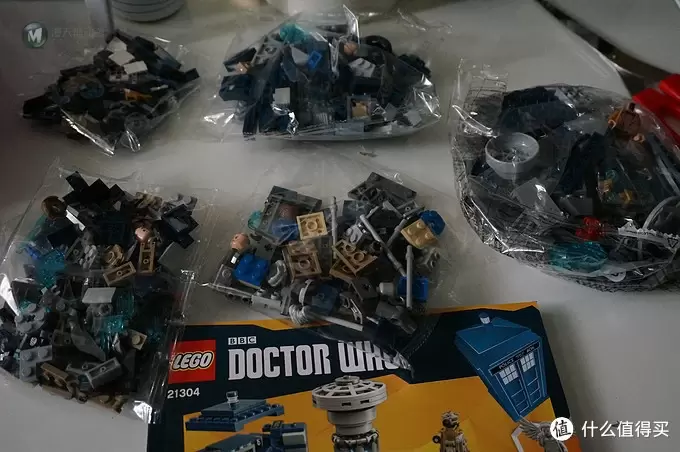 DW脑残粉的圣诞礼物——LEGO Ideas Doctor Who 21304 Building Kit