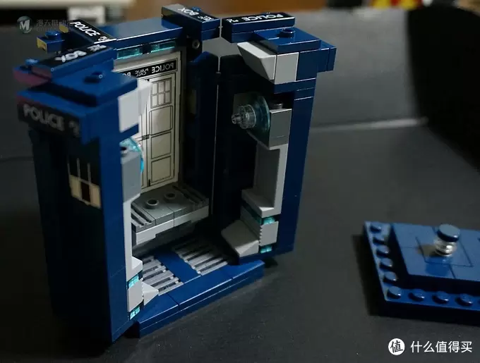 DW脑残粉的圣诞礼物——LEGO Ideas Doctor Who 21304 Building Kit