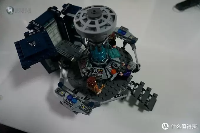 DW脑残粉的圣诞礼物——LEGO Ideas Doctor Who 21304 Building Kit