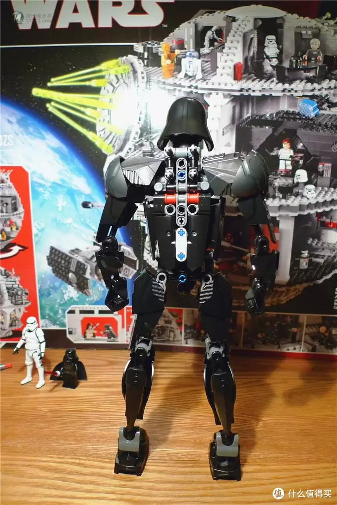 “进击の巨人”乐高 星球大战系列 Battle Figures 之 Darth Vader(达斯•维达) 75111