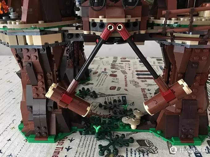 LEGO 乐高 10236 Ewok Village 星战小熊村品鉴