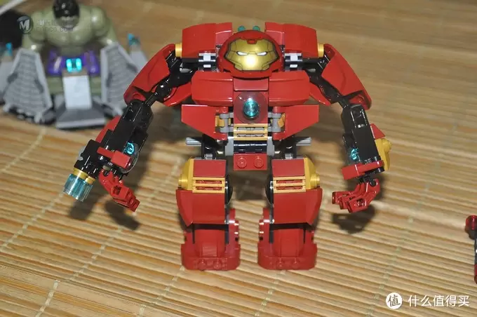 单反毁一生，LEGO穷三代 篇四十六：LEGO 乐高 76031 The Hulkbuster smash 反浩克装甲套装