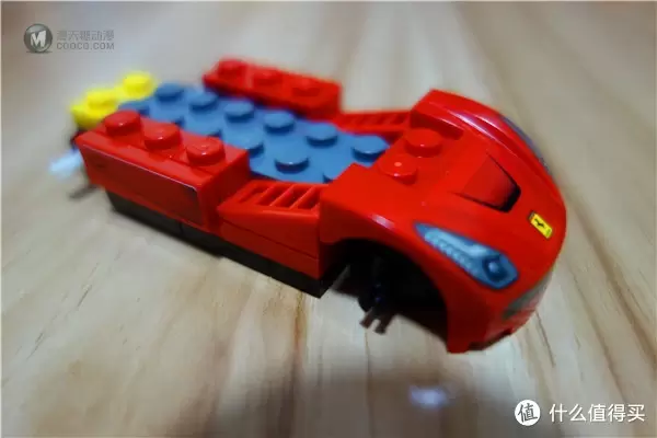 加油站的阴谋：LEGO 乐高 法拉利F12 40191