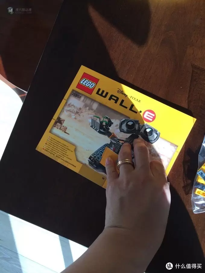 我才是大眼萌！LEGO 乐高 IDEAS系列 21303 WALL E 瓦力 开箱拼装