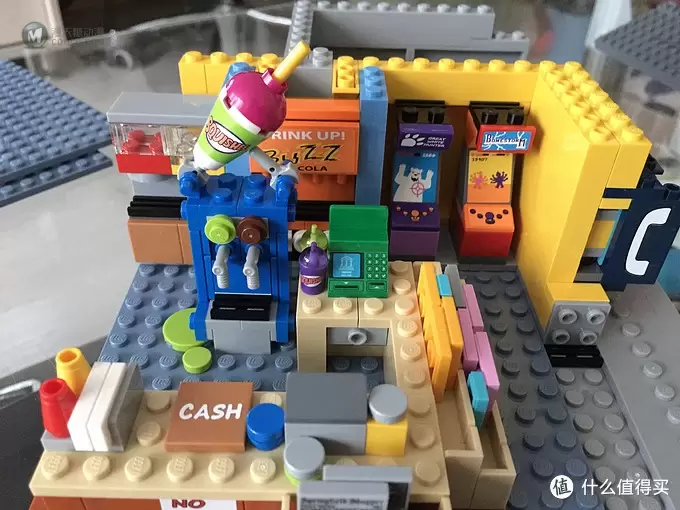 LEGO 乐高 71016 The Kwik-E-Mart辛普森超市品鉴