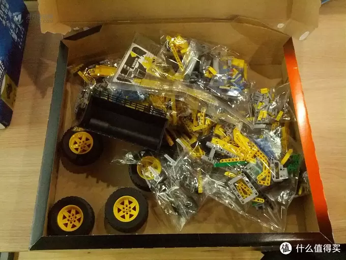 LEGO 乐高 机械组 Technic 42030 Volvo L350F 轮式装载机及中国官网申请补件经历