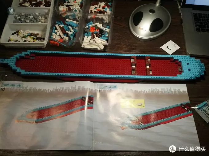 乐高中毒首弹：LEGO MAERSK 马士基集装箱船 10155