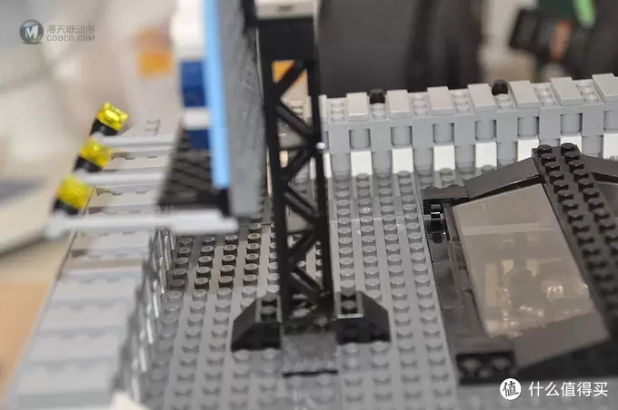 单反毁一生，LEGO穷三代 篇十六：LEGO 街景系列 10211 大型百货商场