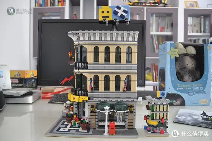 单反毁一生，LEGO穷三代 篇十六：LEGO 街景系列 10211 大型百货商场