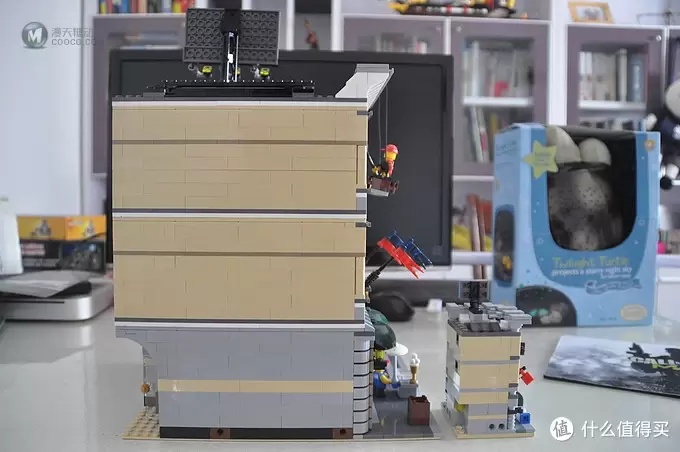 单反毁一生，LEGO穷三代 篇十六：LEGO 街景系列 10211 大型百货商场