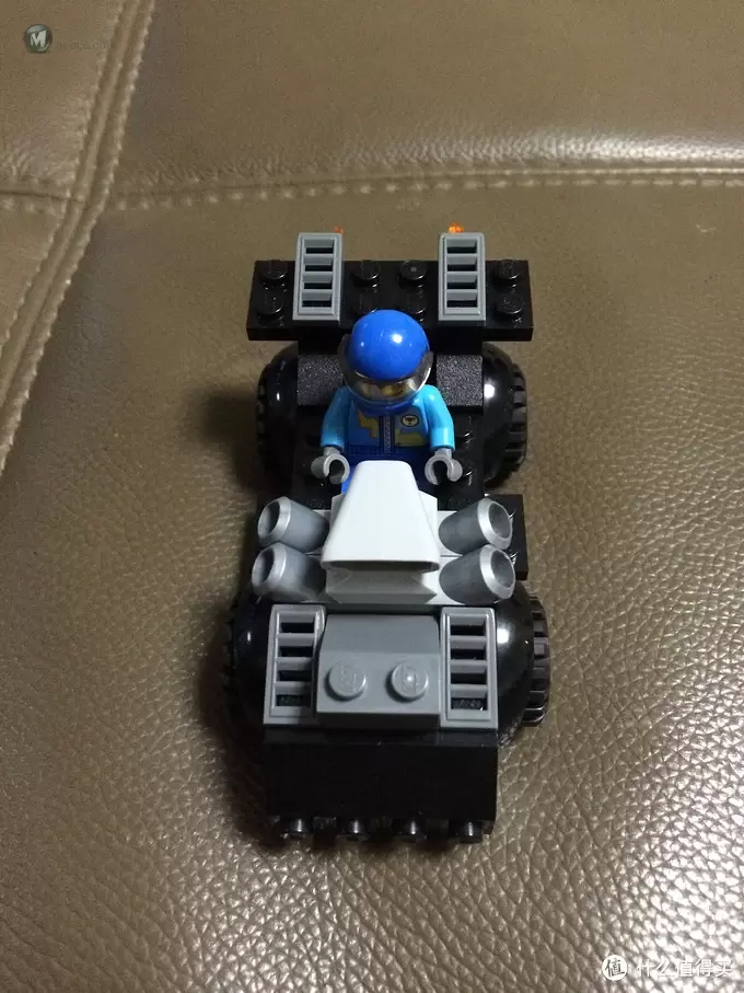 男宝们喜闻乐见：LEGO 乐高 Juniors 小拼砌师系列 赛车拉力赛