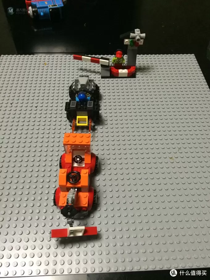 男宝们喜闻乐见：LEGO 乐高 Juniors 小拼砌师系列 赛车拉力赛