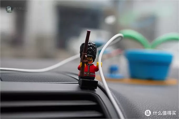 卖萌无罪：LEGO 乐高 抽抽乐卫兵&警察 的正确使用方法