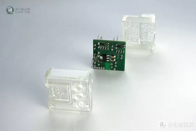 众筹精选：智能积木模块SBrick 用手机操控乐高成品