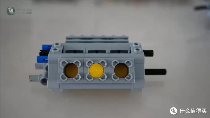 LEGO 乐高 机械组 高速改装赛车42022 & 流星锤赛车 9094