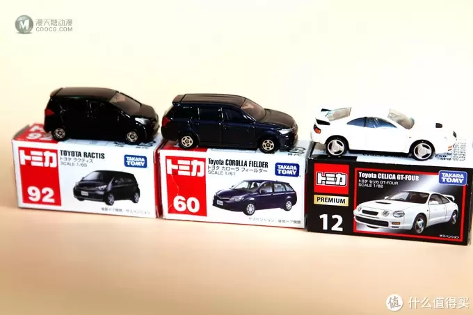 带你看看多美卡三款丰田合金小车