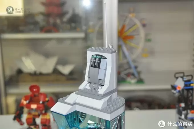 LEGO 乐高 76038 Attack on Avengers Tower 袭击复联大厦