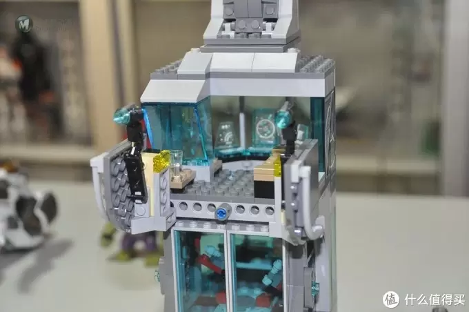 LEGO 乐高 76038 Attack on Avengers Tower 袭击复联大厦