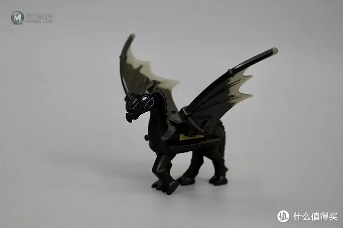 天马“星”空：乐高神奇动物之格林德沃大逃亡（LEGO75951）