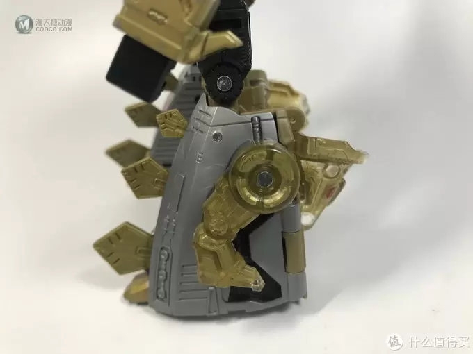Hasbro 孩之宝 变形金刚 领袖战争加强级系列 嚎叫 E1126