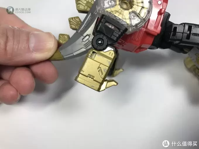 Hasbro 孩之宝 变形金刚 领袖战争加强级系列 嚎叫 E1126