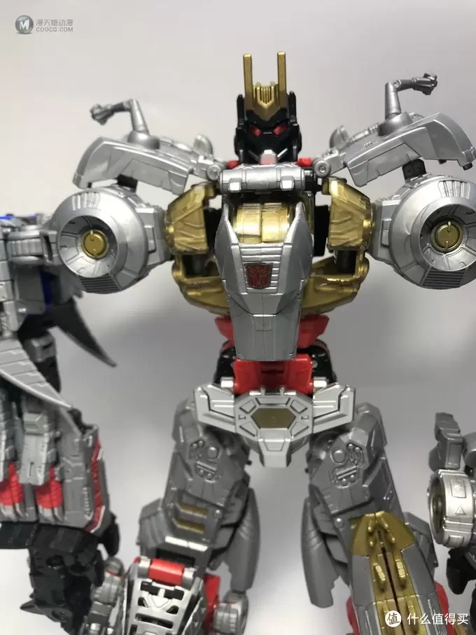 Hasbro 孩之宝 变形金刚 领袖战争加强级系列 嚎叫 E1126