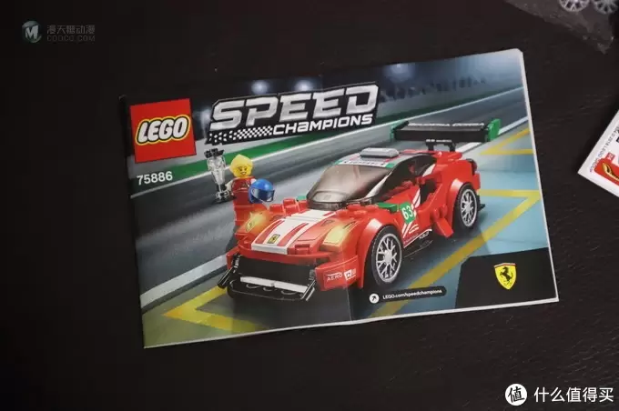 梦の玩具 篇八：LEGO 法拉利 488 GT3 六颗粒冠军赛车也香