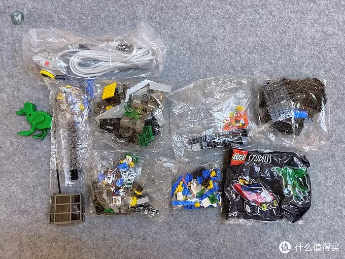 乐高小小追绝日记 篇二十三：LEGO 1349 史蒂文·斯皮尔伯格电影制片人套装