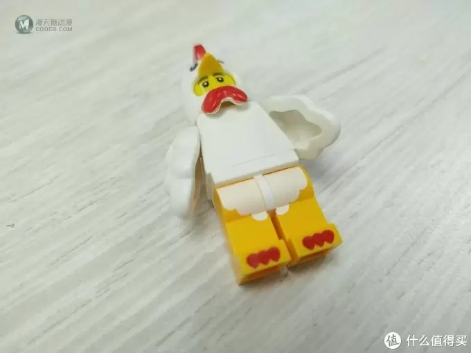 弥补童年缺少的遗憾 篇二十九：有鸡窝的LEGO小鸡人仔