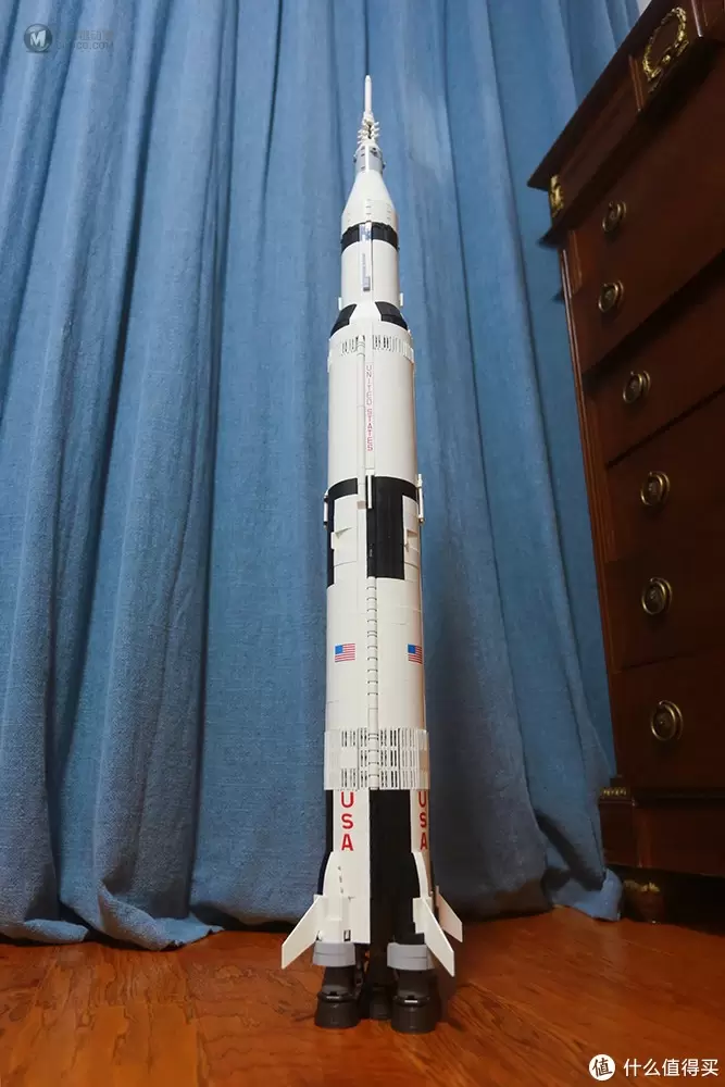 小面想去月球 -- LEGO乐高 21309 NASA APOLLO SATURN V