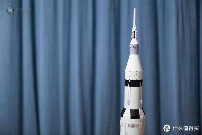 小面想去月球 -- LEGO乐高 21309 NASA APOLLO SATURN V