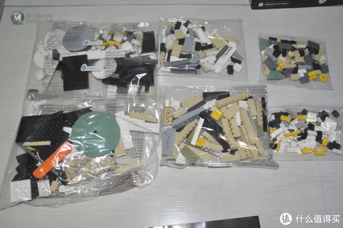 单反毁一生，LEGO穷三代 篇一百一十七：LEGO 乐高 建筑系列 21035 所罗门·R·古根海姆古根海姆博物馆