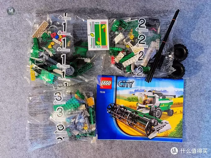 乐高小小追绝日记 篇八：LEGO 乐高 7636 联合收割机 开箱