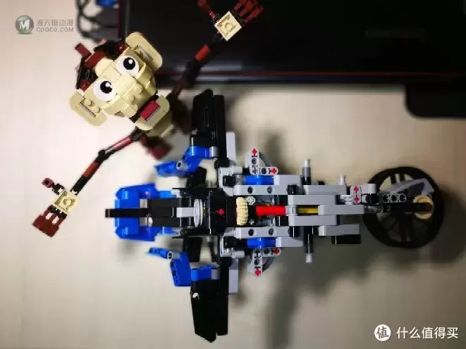 乐高科技组系列 篇一：lego 乐高科技组42063 B模式 BMW概念飞行摩托