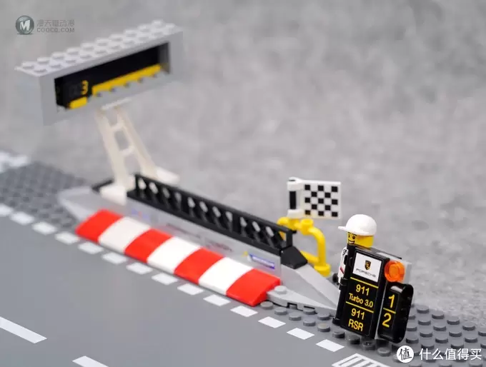 手残劝退！LEGO 乐高 Speed Champion 系列 保时捷 911 RSR & Turbo3.0 75888 开箱