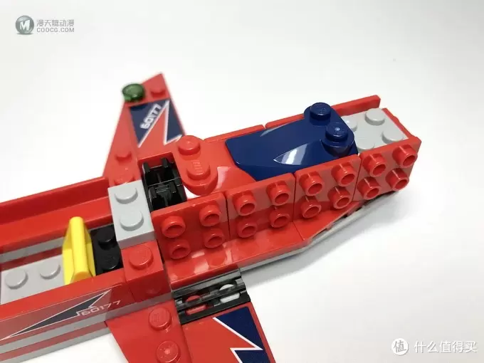 稍微丑了点：LEGO 乐高 60177 空中特技喷气机开箱