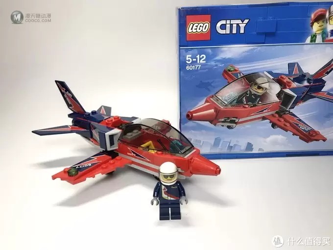 稍微丑了点：LEGO 乐高 60177 空中特技喷气机开箱