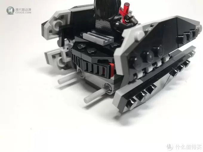 买人仔送载具：LEGO 乐高 迷你战队 75196 A翼战机对战TIE静默者