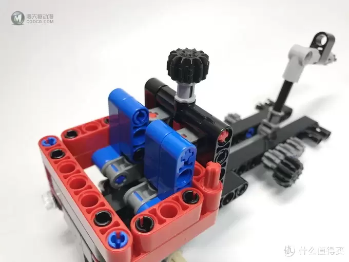 套装虽小高价零件不少：乐高 LEGO 42084 吊钩式装载卡车