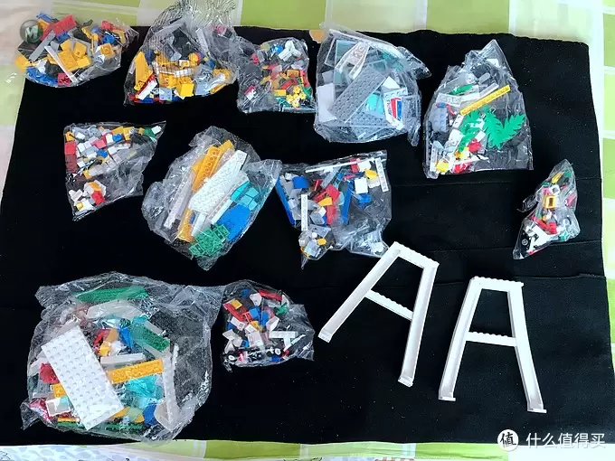 乐高小小追绝日记 篇一：LEGO 10159  乐高城市机场